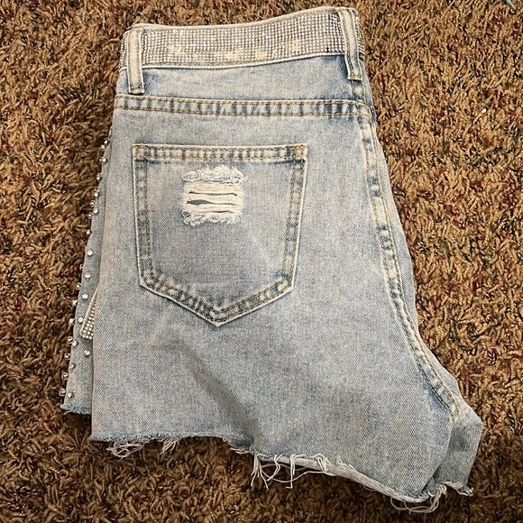 Bling shorts - Picture 2 of 3